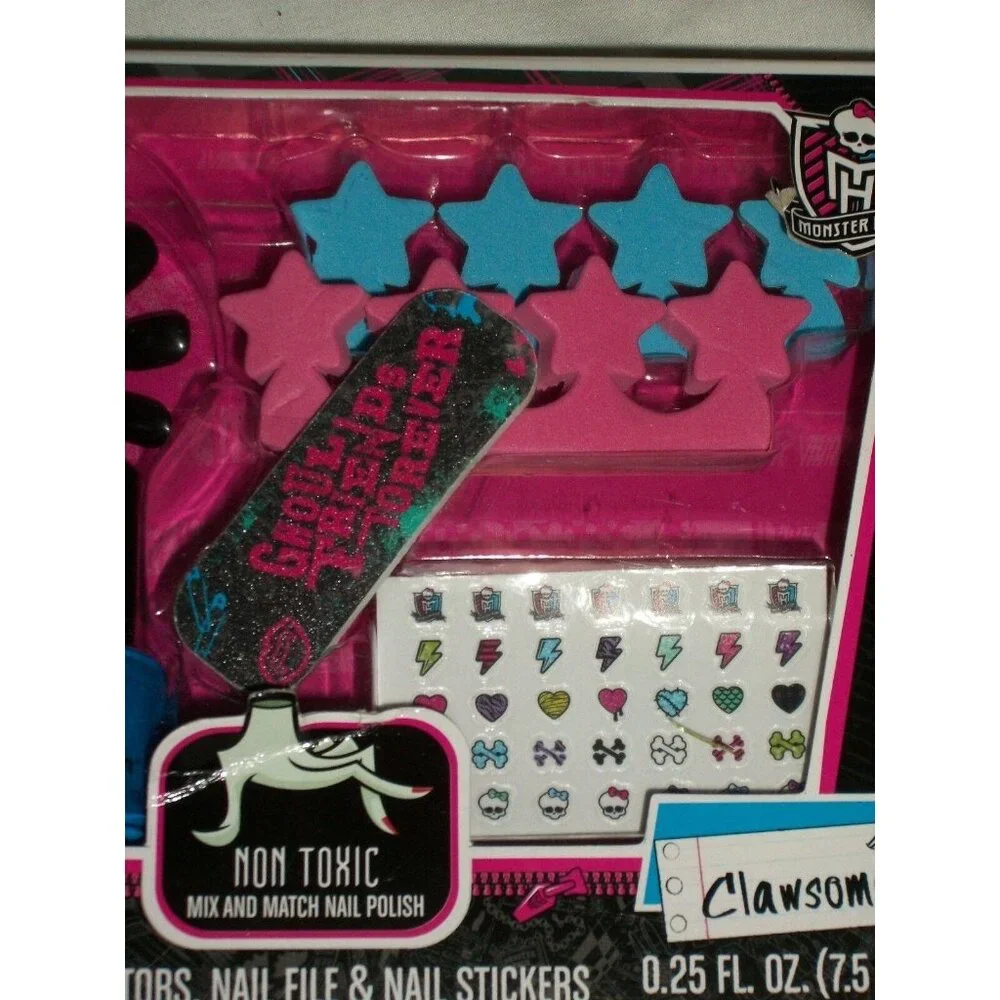 Monster High Clawsome Nail Set Press on Nails Polish Toe Separators File Stick